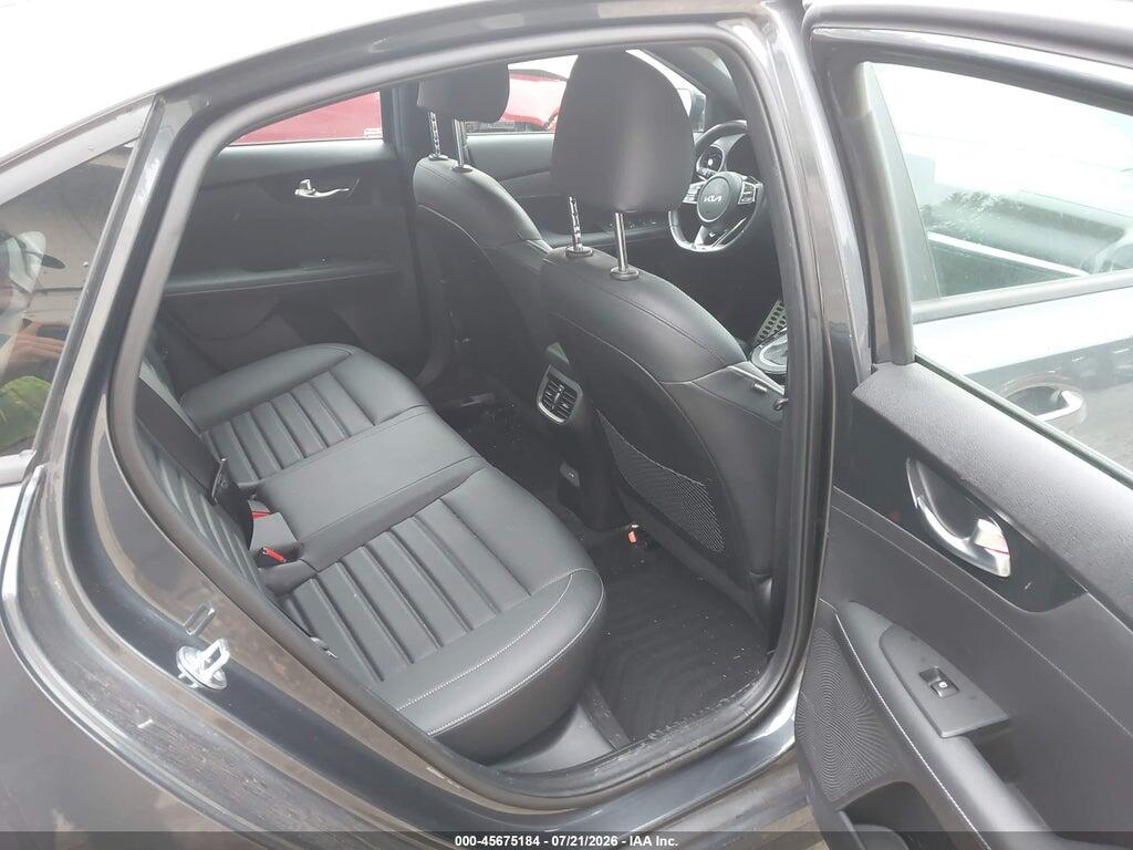 3KPF54AD7PE633360 2023 KIA FORTE photo no. 8