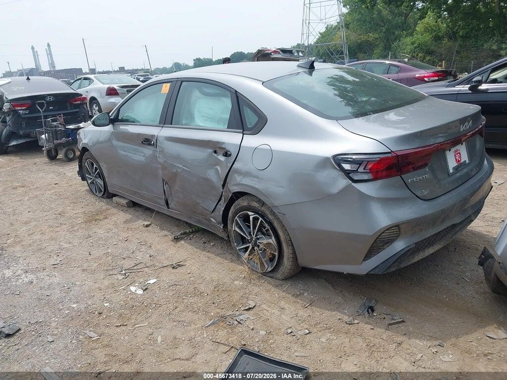 3KPF24AD5PE664258 2023 KIA FORTE photo no. 3