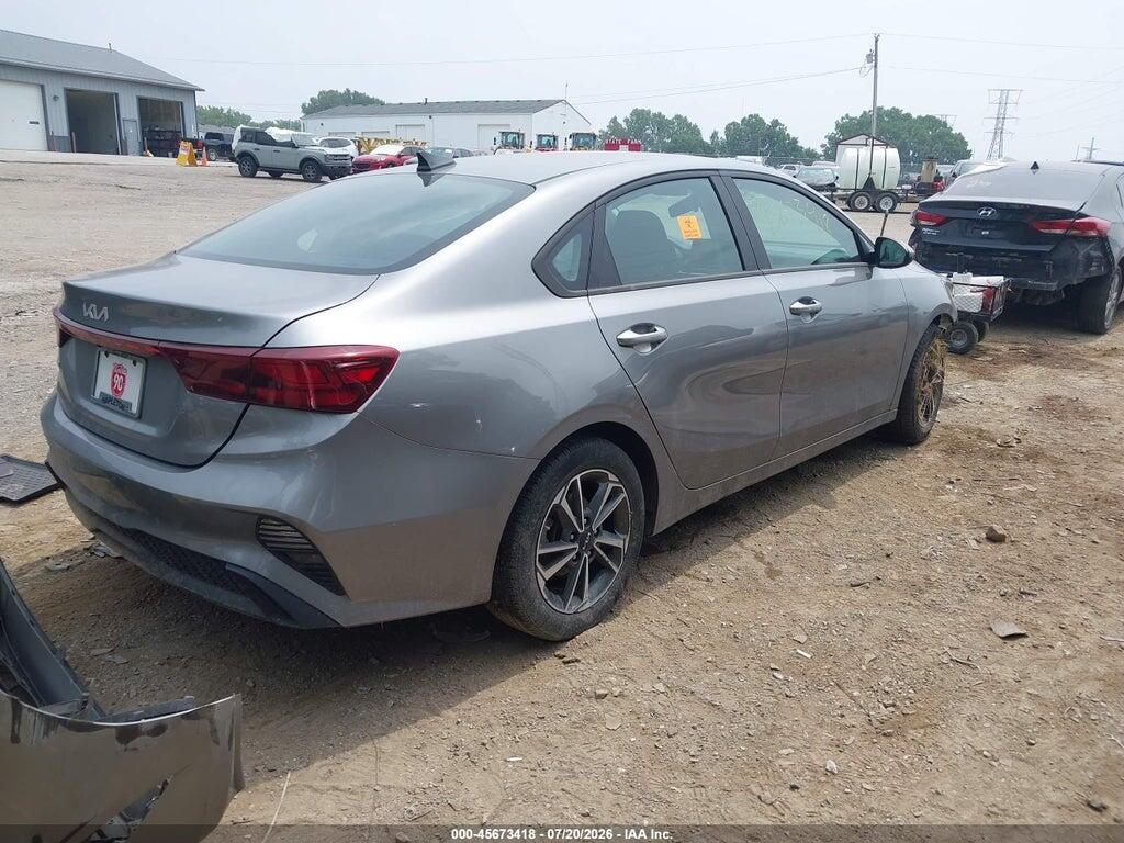 3KPF24AD5PE664258 2023 KIA FORTE photo no. 4