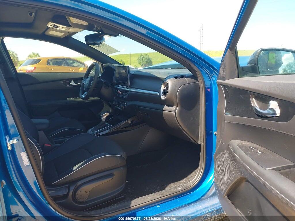 3KPF54AD0PE612396 2023 KIA FORTE photo no. 5