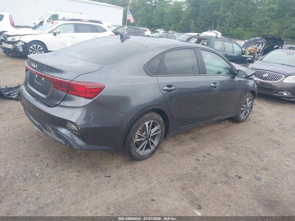 3KPF24AD4PE694187 2023 KIA FORTE photo no. 4