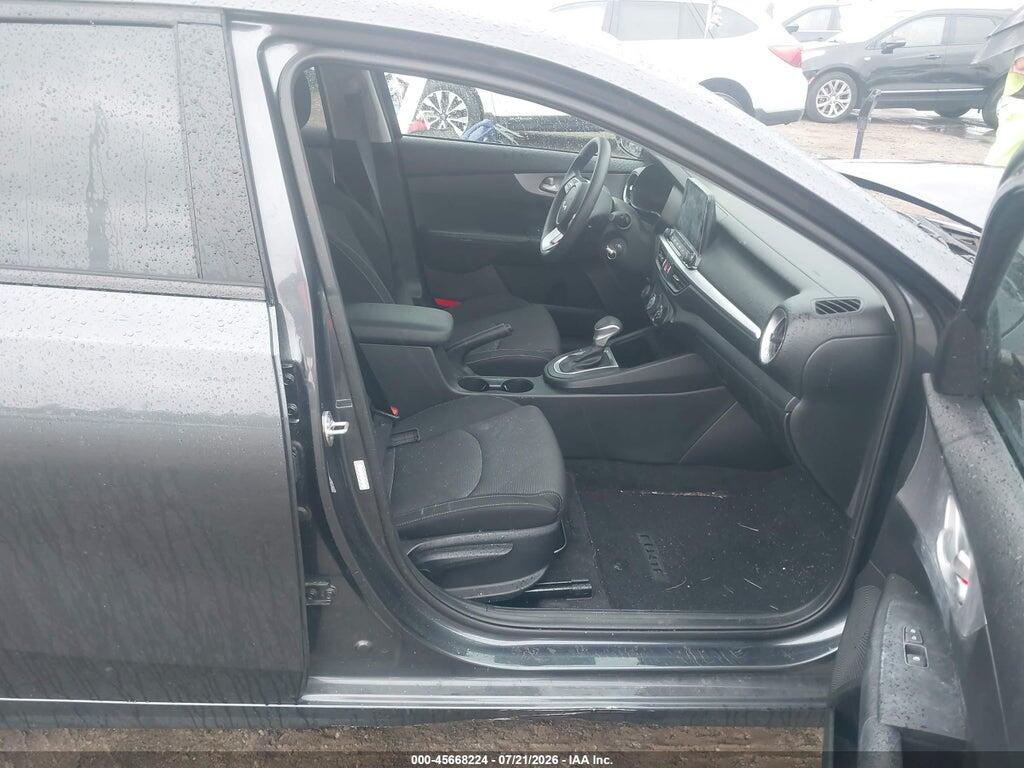 3KPF24AD4PE694187 2023 KIA FORTE photo no. 5