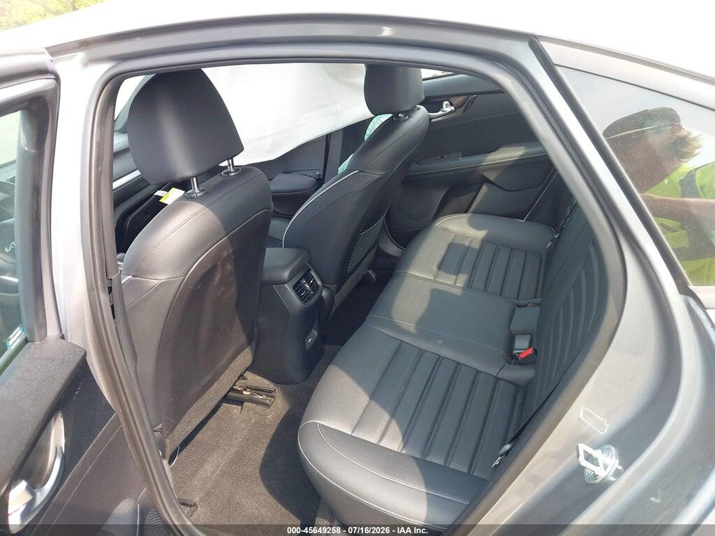 3KPF54AD3PE637583 2023 KIA FORTE photo no. 8