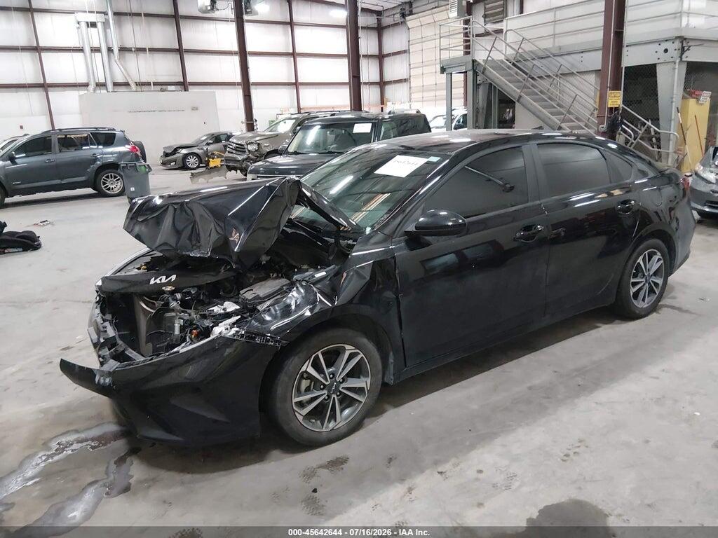 3KPF24AD5PE650960 2023 KIA FORTE photo no. 2