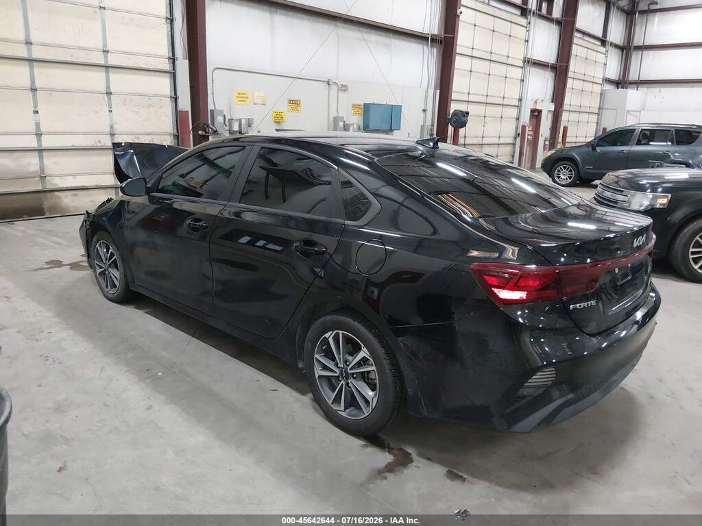 3KPF24AD5PE650960 2023 KIA FORTE photo no. 3