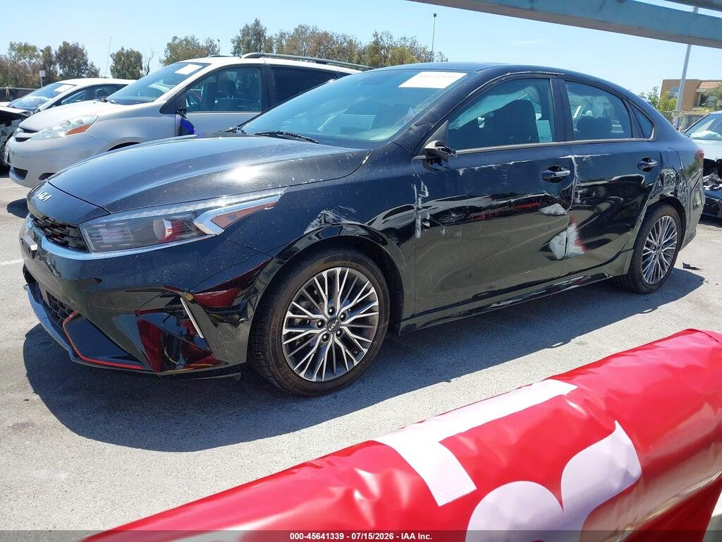 3KPF54AD2PE526023 2023 KIA FORTE photo no. 2