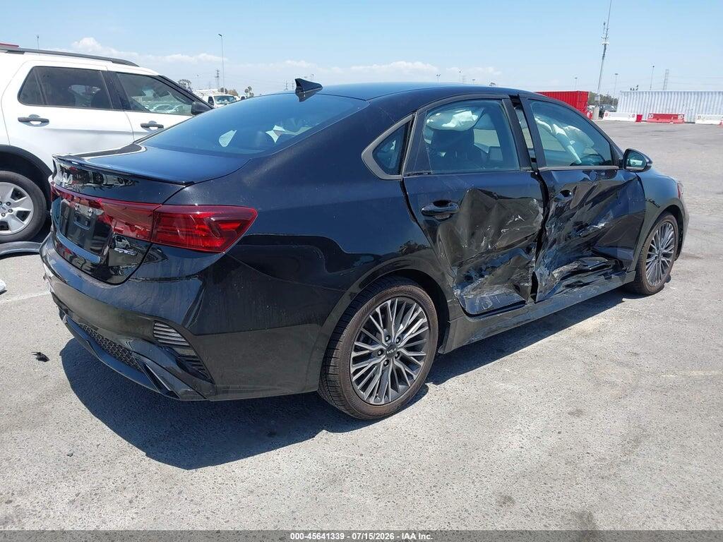 3KPF54AD2PE526023 2023 KIA FORTE photo no. 4