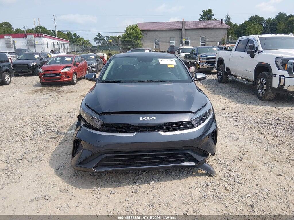 3KPF24AD7PE581365 2023 KIA FORTE photo no. 12