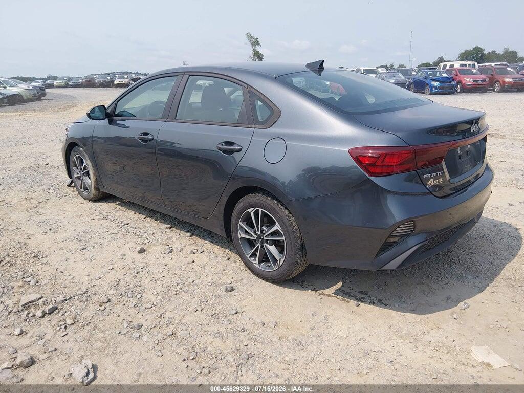 3KPF24AD7PE581365 2023 KIA FORTE photo no. 3