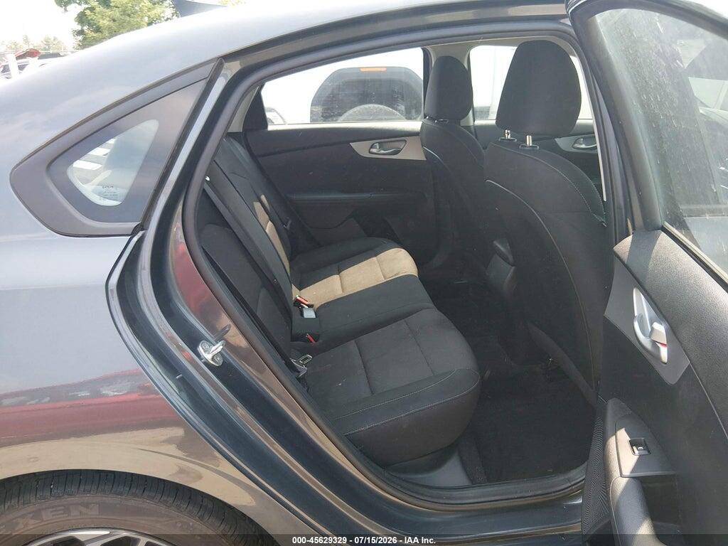 3KPF24AD7PE581365 2023 KIA FORTE photo no. 8