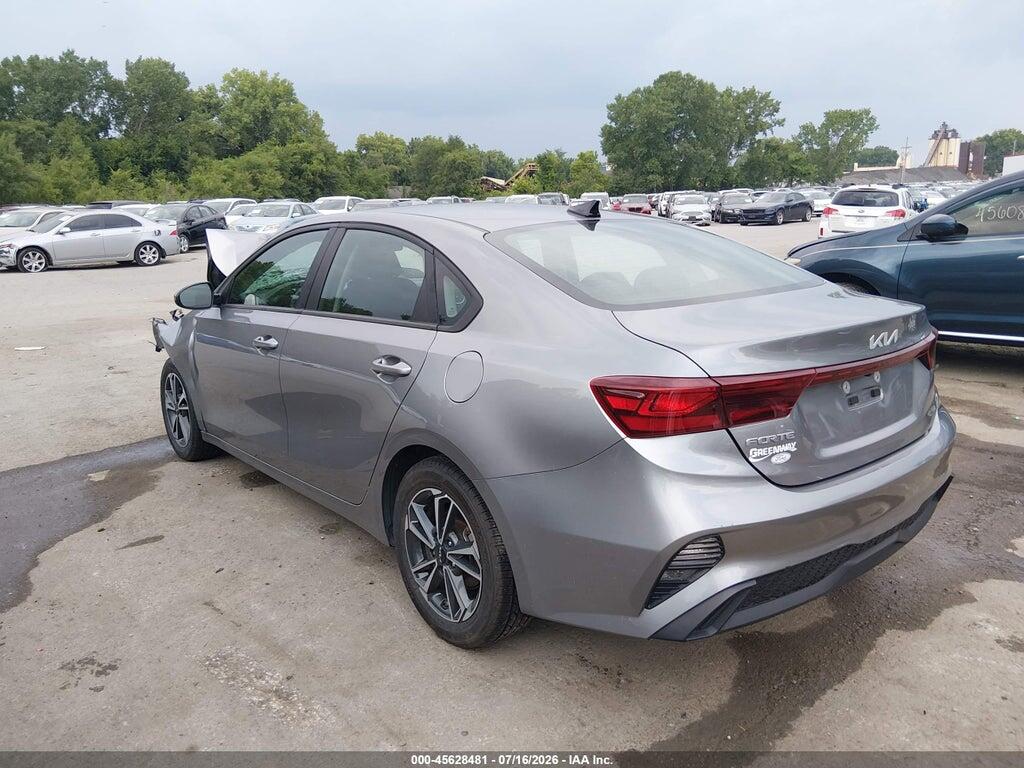 3KPF24AD2PE527245 2023 KIA FORTE photo no. 3