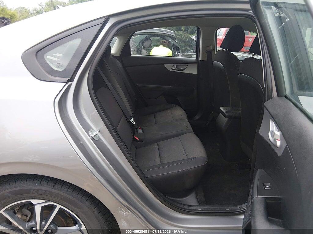 3KPF24AD2PE527245 2023 KIA FORTE photo no. 8