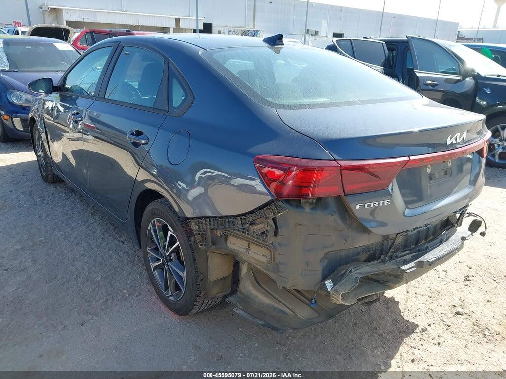 3KPF24AD8PE684780 2023 KIA FORTE photo no. 3