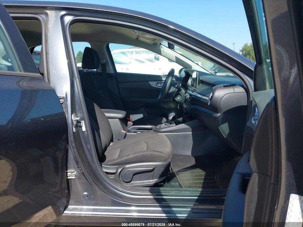 3KPF24AD8PE684780 2023 KIA FORTE photo no. 5