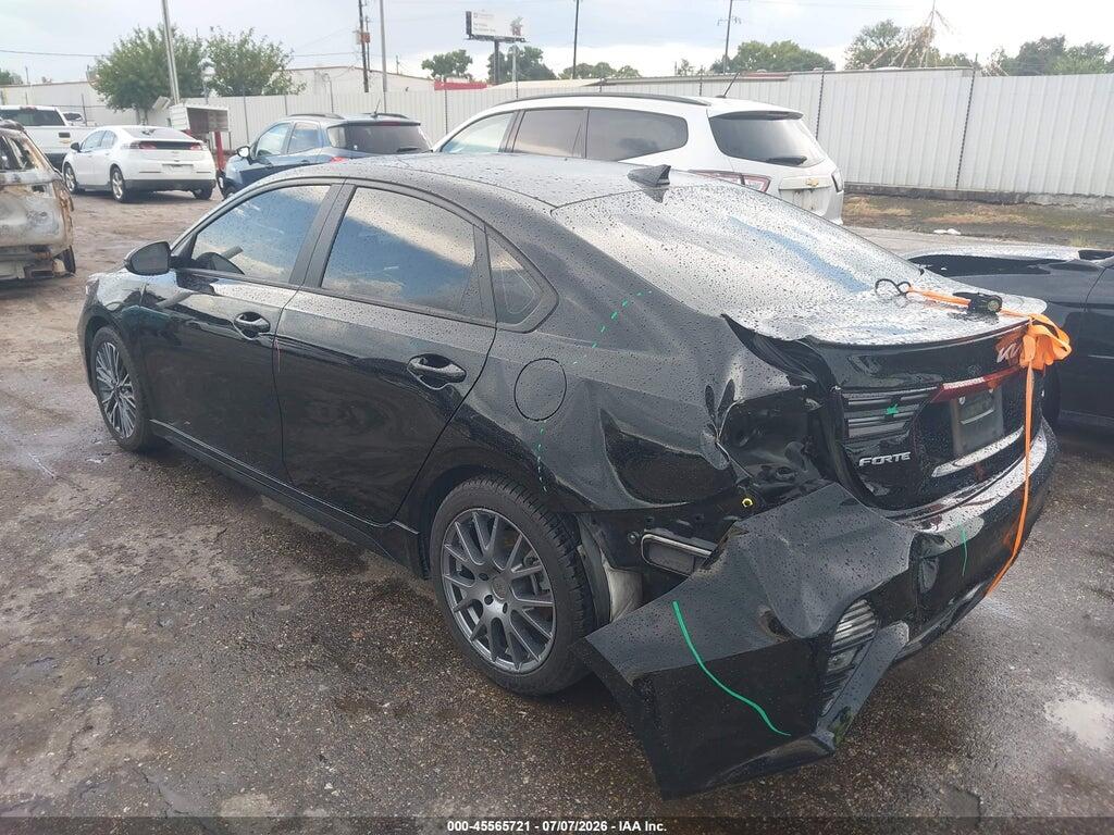 3KPF54AD9PE682690 2023 KIA FORTE photo no. 3