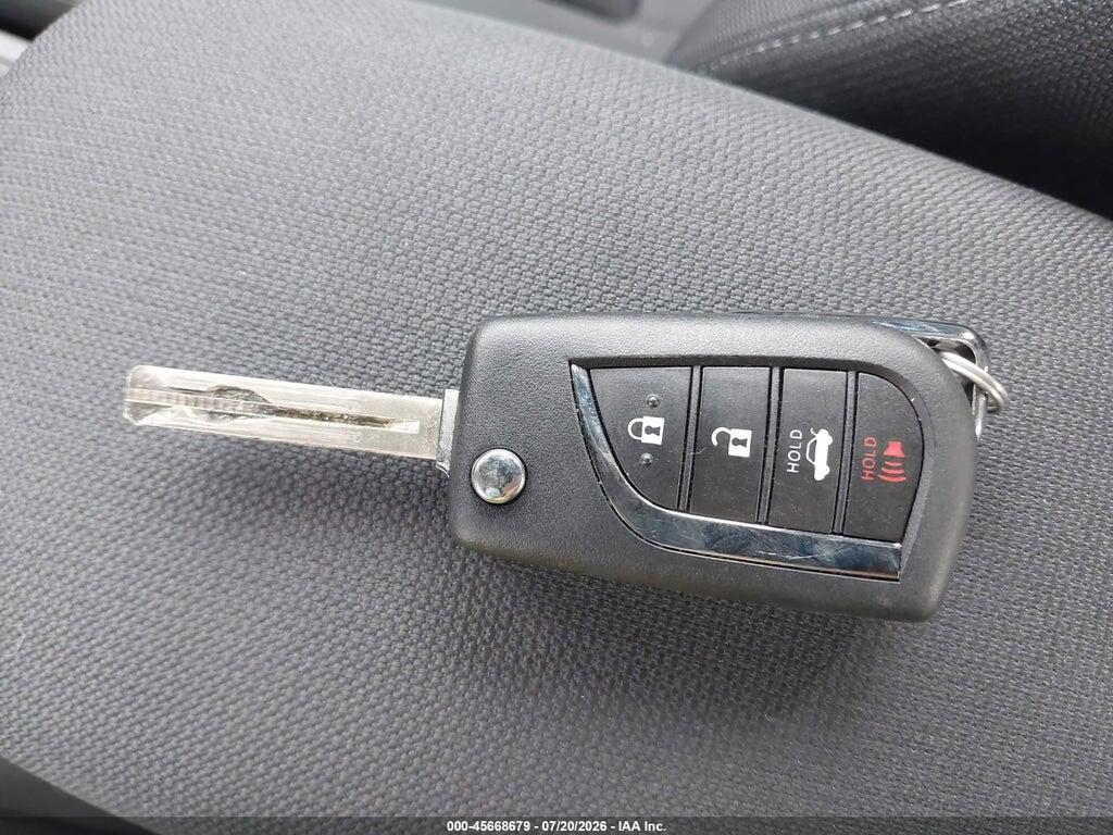 5YFB4MDE0TP441521 2026 TOYOTA COROLLA photo no. 11