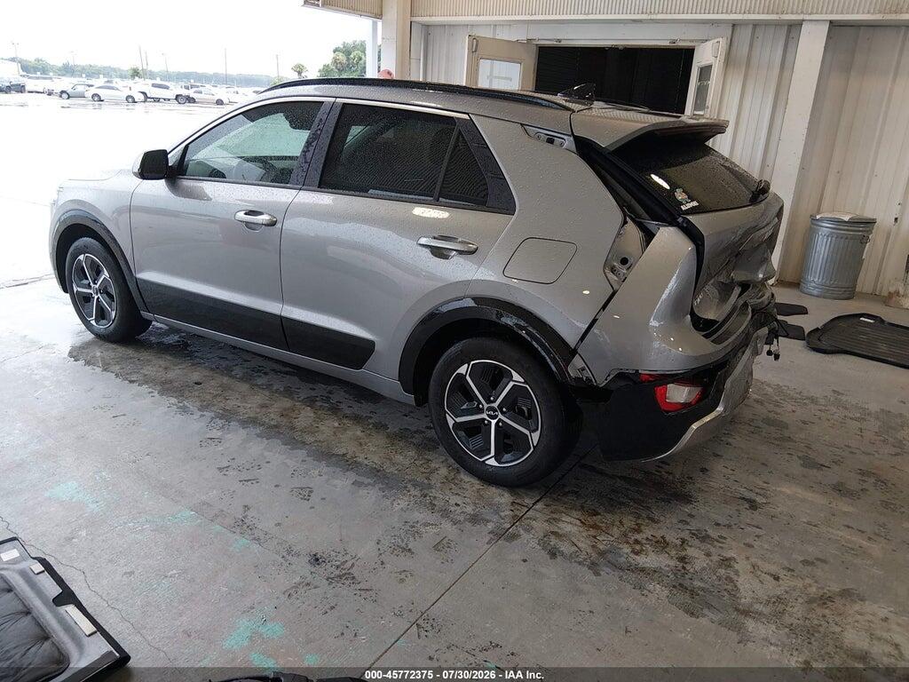 KNDCT3LE3P5035139 2023 KIA NIRO photo no. 3