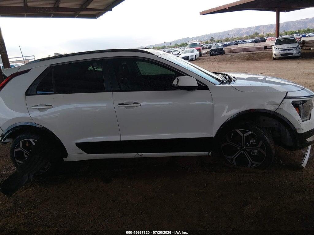 KNDCT3LE7P5060383 2023 KIA NIRO photo no. 12