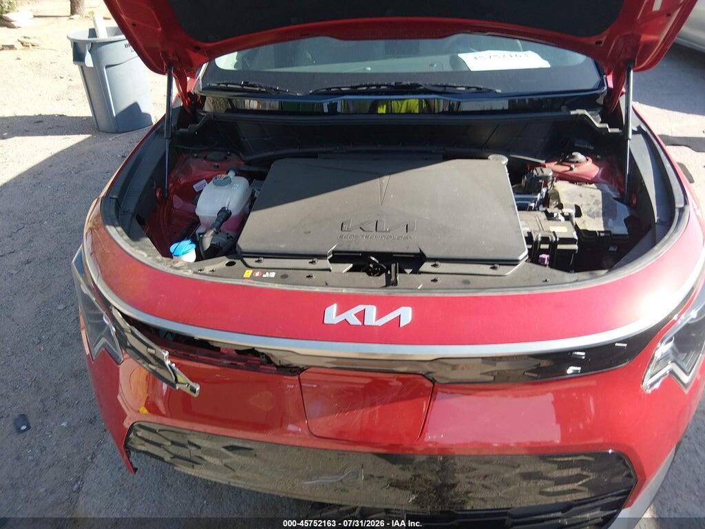 KNDCR3L18P5032054 2023 KIA NIRO EV photo no. 10