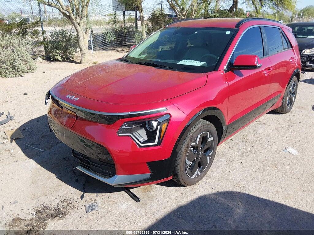 KNDCR3L18P5032054 2023 KIA NIRO EV photo no. 2