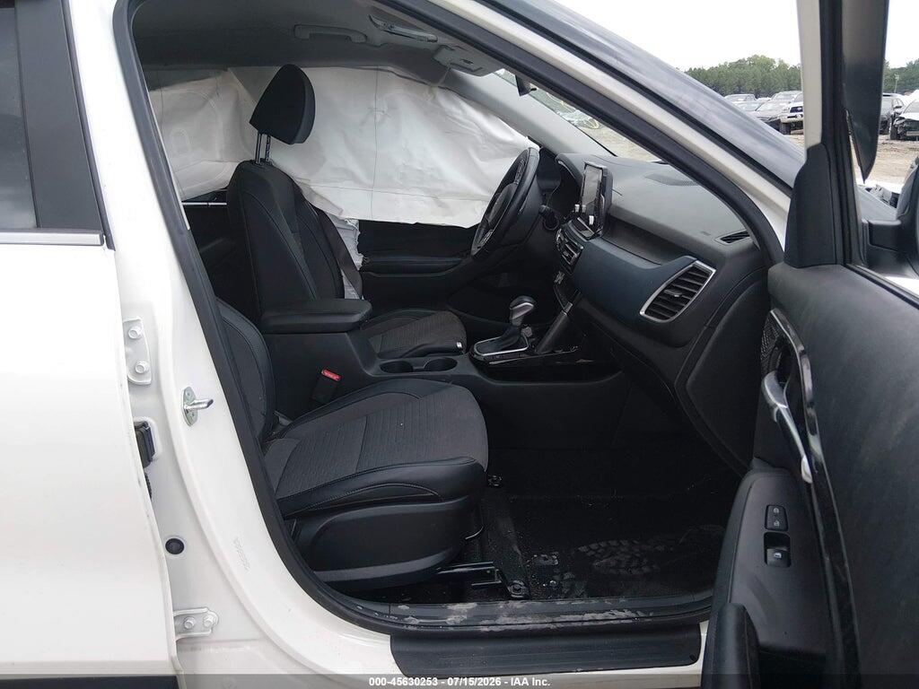 KNDEU2AA4P7457215 2023 KIA SELTOS photo no. 5