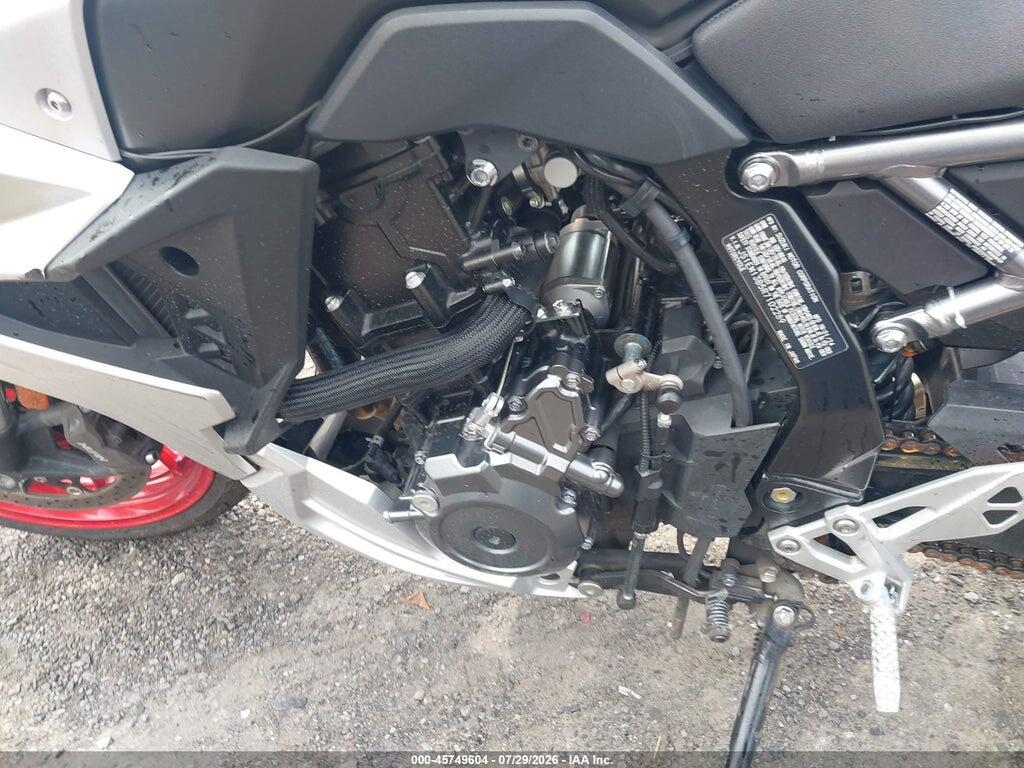 JS1EM13B5R7102289 2024 SUZUKI GSX800 photo no. 9
