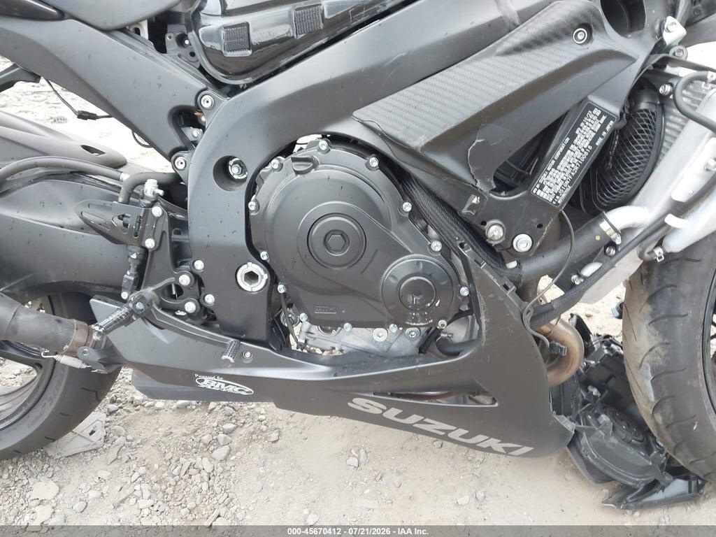 JS1GN7FA2R7100818 2024 SUZUKI GSX-R600 photo no. 8