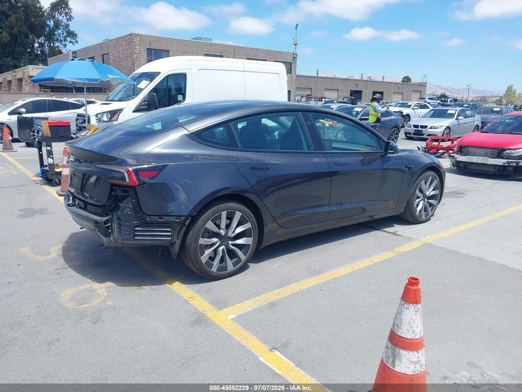 5YJ3E1EA7RF721386 2024 TESLA MODEL 3 photo no. 4