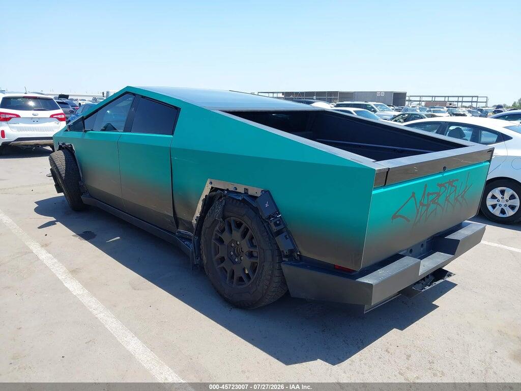 7G2CEHED1RA002843 2024 TESLA CYBERTRUCK photo no. 3