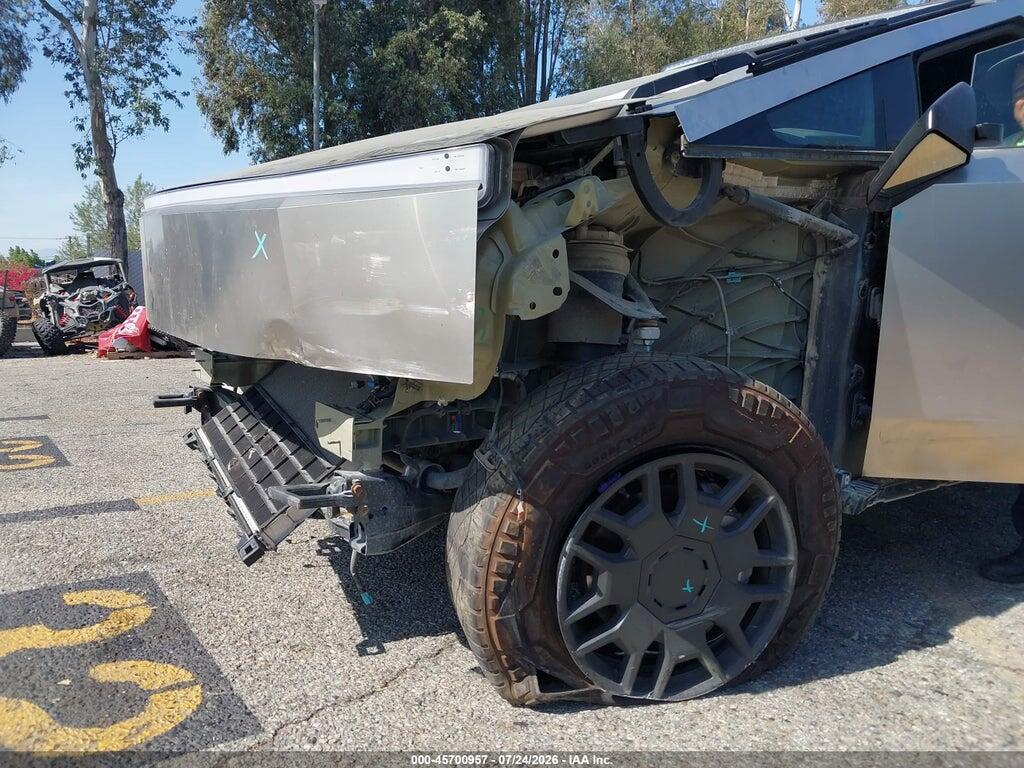7G2CEHEE0RA009114 2024 TESLA CYBERTRUCK photo no. 6