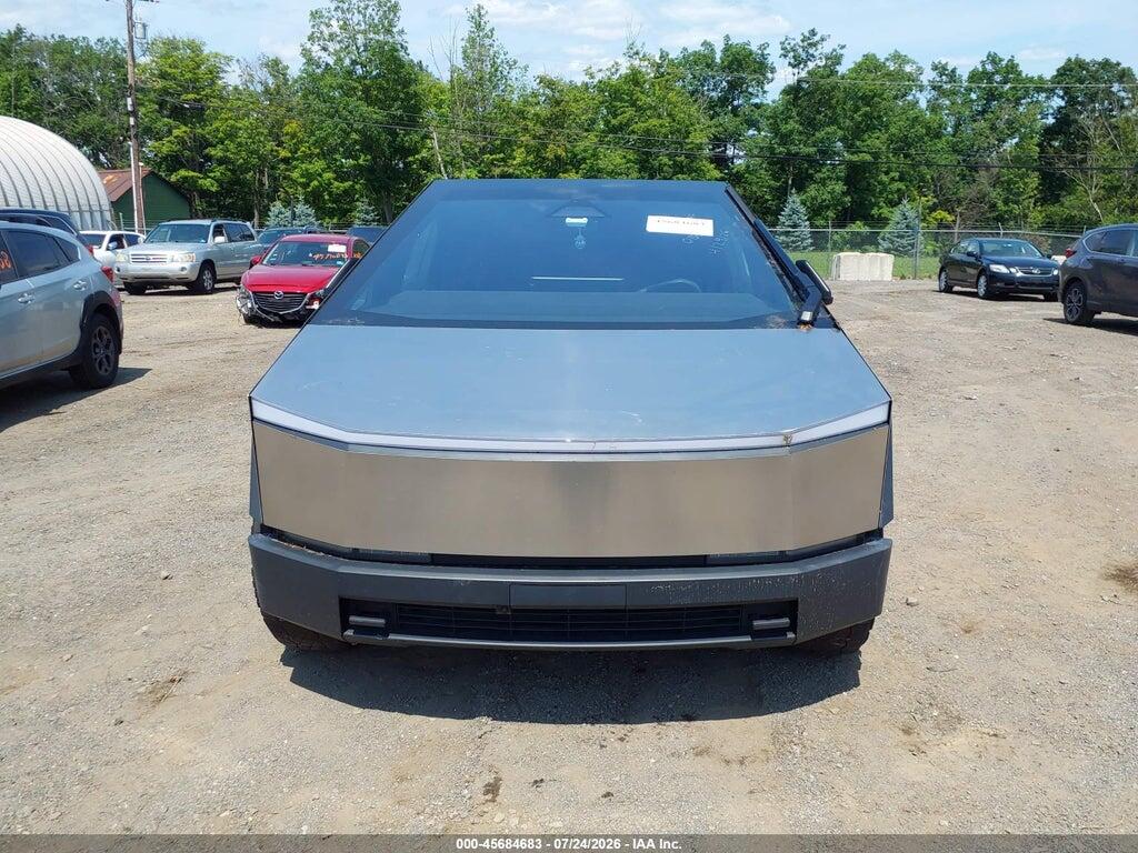 7G2CEHEE6RA033367 2024 TESLA CYBERTRUCK photo no. 11