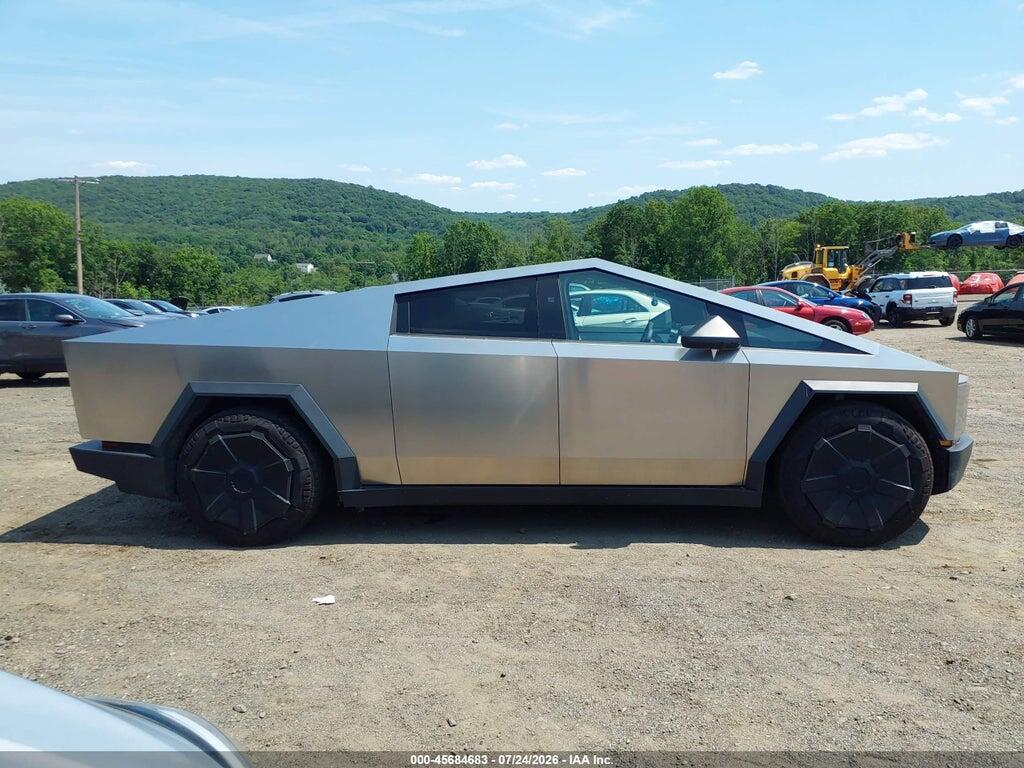 7G2CEHEE6RA033367 2024 TESLA CYBERTRUCK photo no. 12