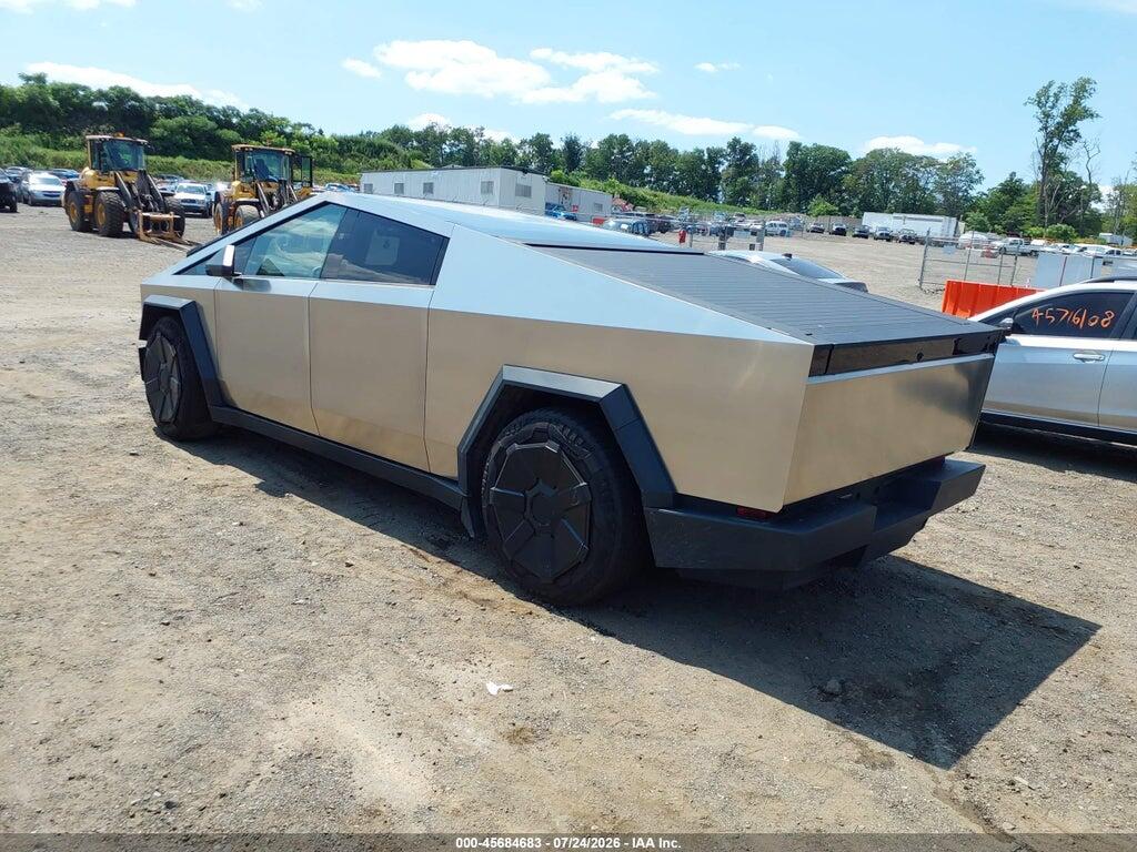 7G2CEHEE6RA033367 2024 TESLA CYBERTRUCK photo no. 3