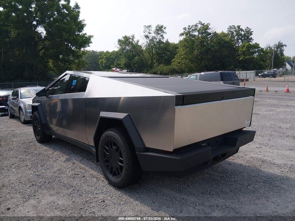 7G2CEHED2RA016671 2024 TESLA CYBERTRUCK photo no. 3