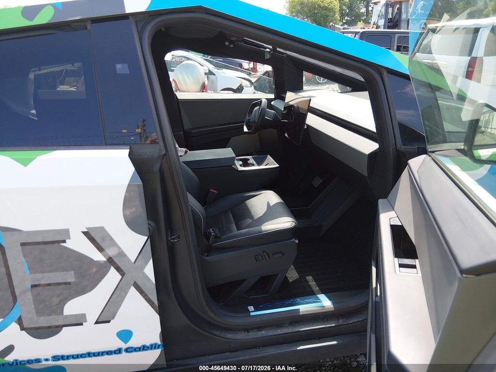 7G2CEHED4RA054645 2024 TESLA CYBERTRUCK photo no. 5