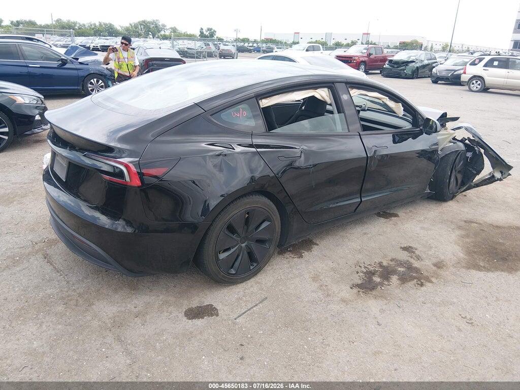 5YJ3E1EA8RF729724 2024 TESLA MODEL 3 photo no. 4