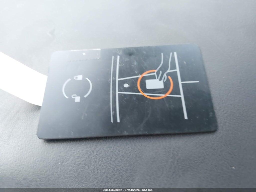 5YJ3E1EA2RF855416 2024 TESLA MODEL 3 photo no. 10