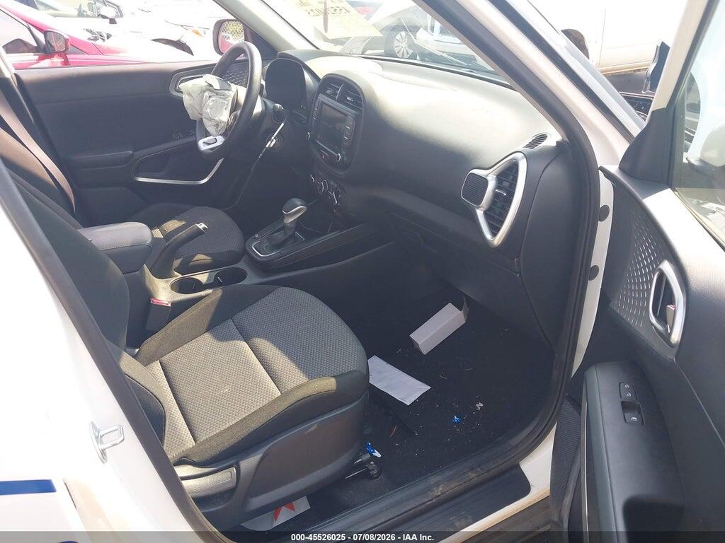 KNDJ23AU7P7872467 2023 KIA SOUL photo no. 5