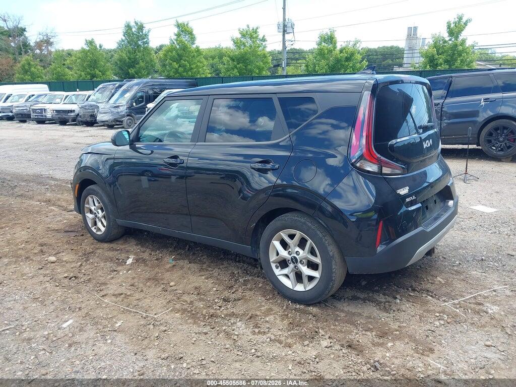 KNDJ23AU2P7873977 2023 KIA SOUL photo no. 3