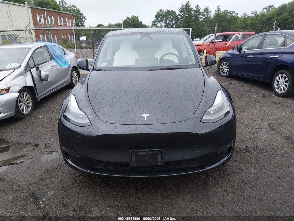 7SAYGAEE8RF066919 2024 TESLA MODEL Y photo no. 11