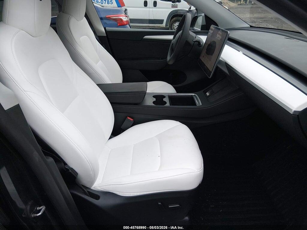 7SAYGAEE8RF066919 2024 TESLA MODEL Y photo no. 5
