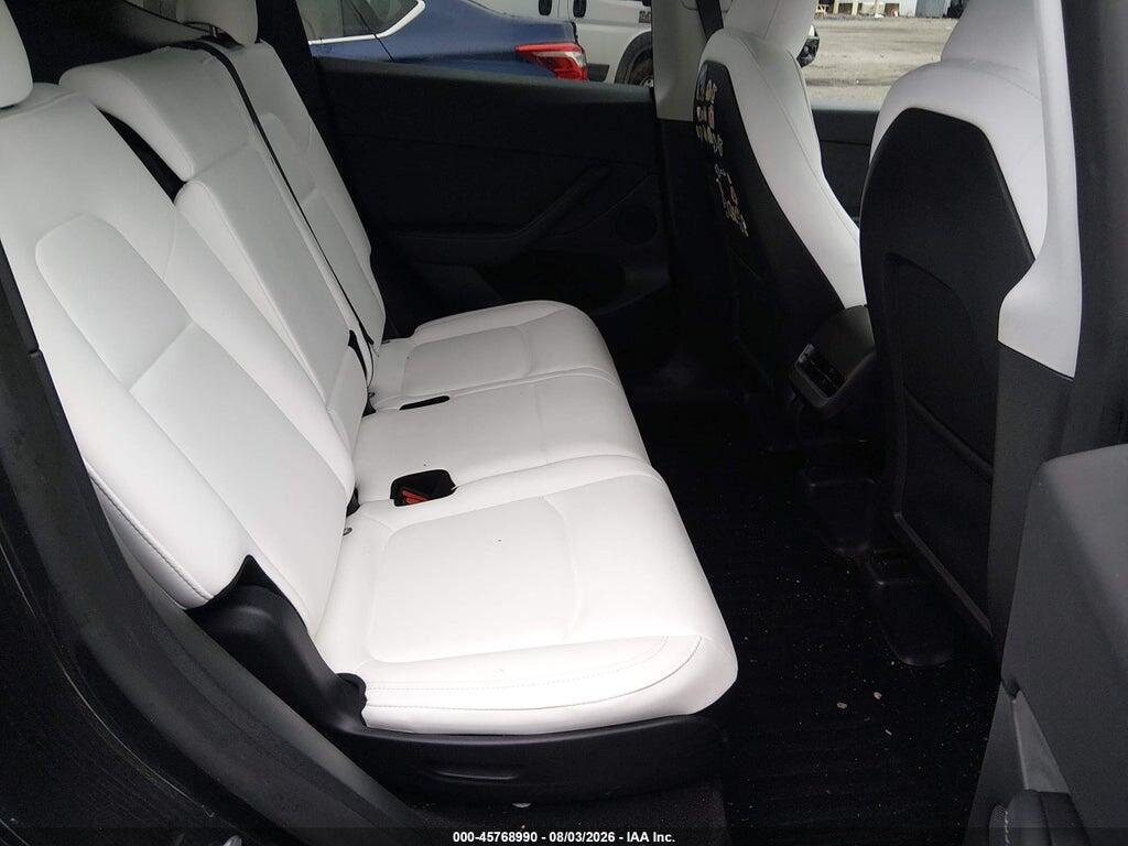7SAYGAEE8RF066919 2024 TESLA MODEL Y photo no. 8