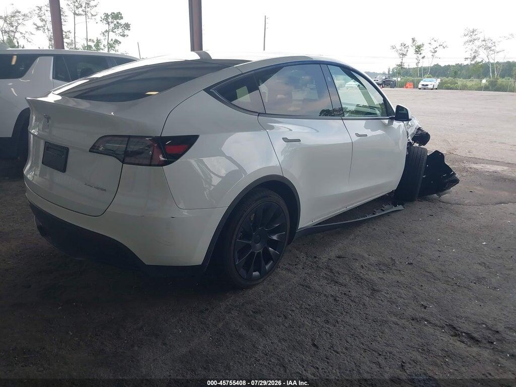 7SAYGDEE6RF082716 2024 TESLA MODEL Y photo no. 4