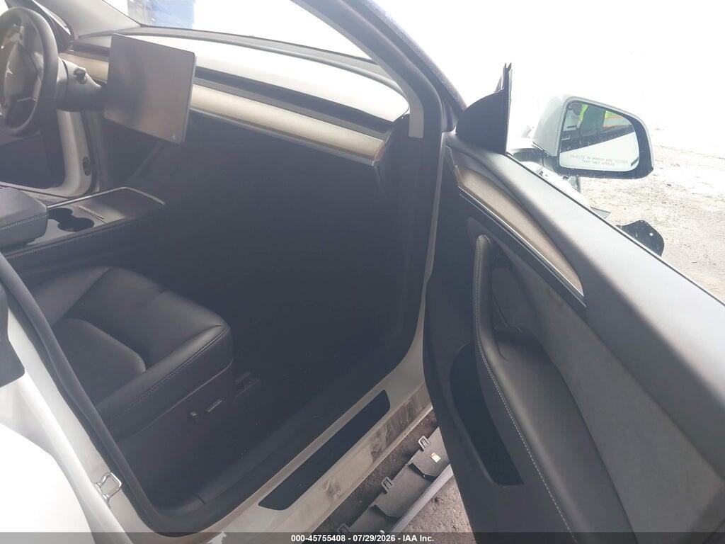 7SAYGDEE6RF082716 2024 TESLA MODEL Y photo no. 5