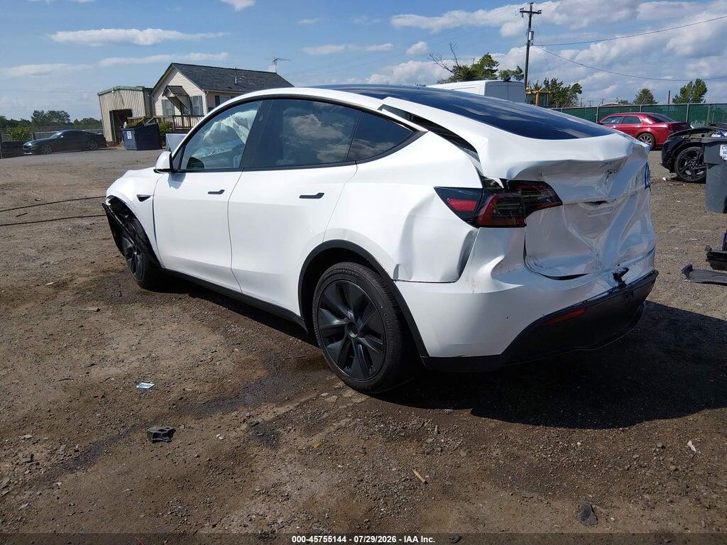 7SAYGDED4RF203945 2024 TESLA MODEL Y photo no. 3