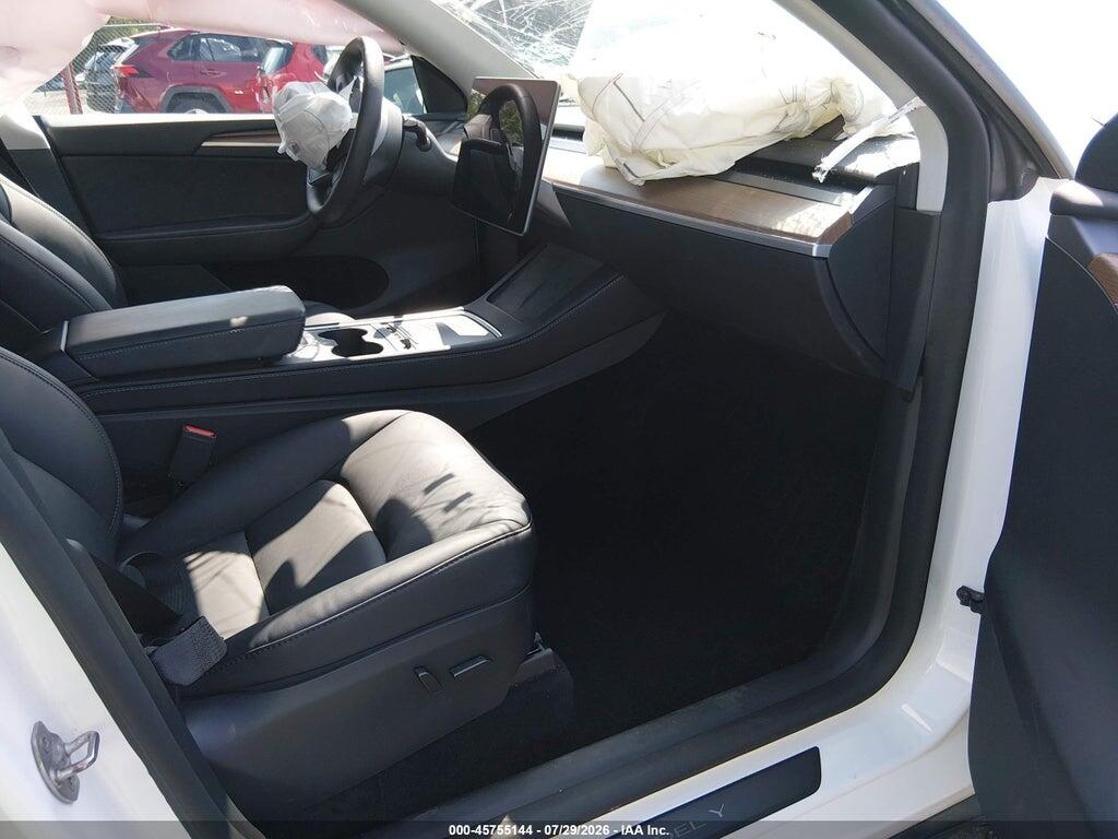 7SAYGDED4RF203945 2024 TESLA MODEL Y photo no. 5