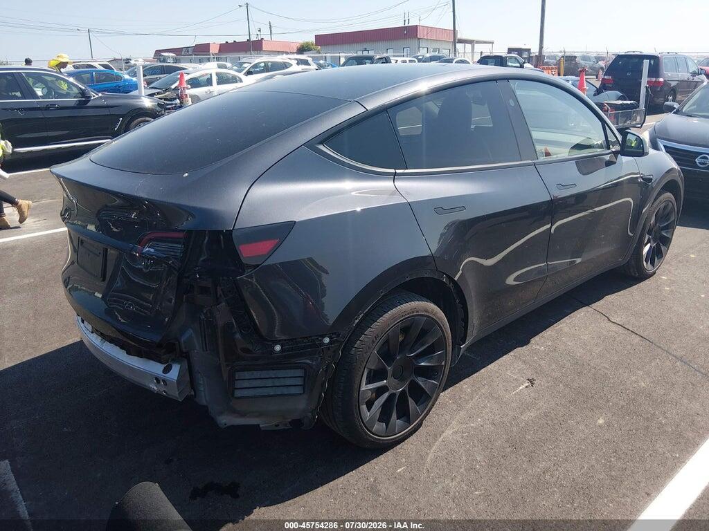 7SAYGDED2RF091906 2024 TESLA MODEL Y photo no. 4