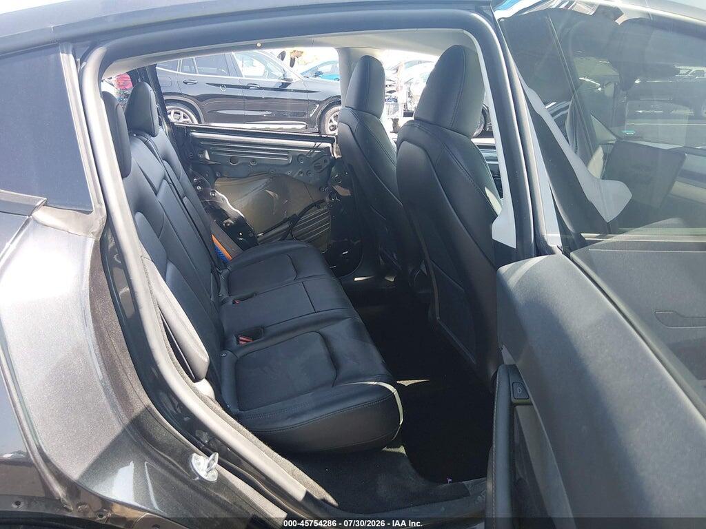 7SAYGDED2RF091906 2024 TESLA MODEL Y photo no. 8