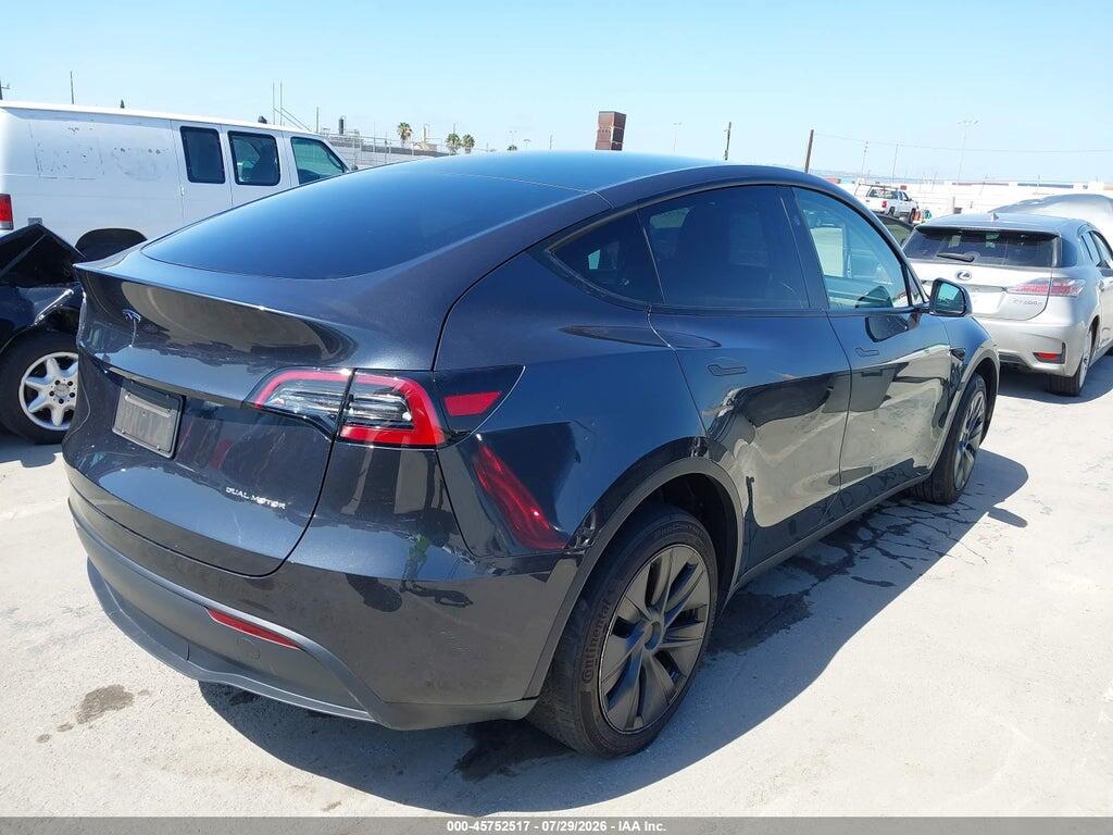 7SAYGDEE4RF209625 2024 TESLA MODEL Y photo no. 4