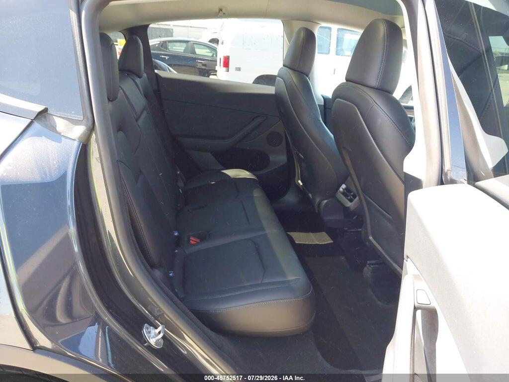 7SAYGDEE4RF209625 2024 TESLA MODEL Y photo no. 8